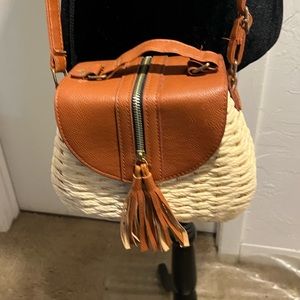 Handmade Tassel Straw Woven Bag - Bohemian Style Messenger Shoulder Tote Bag